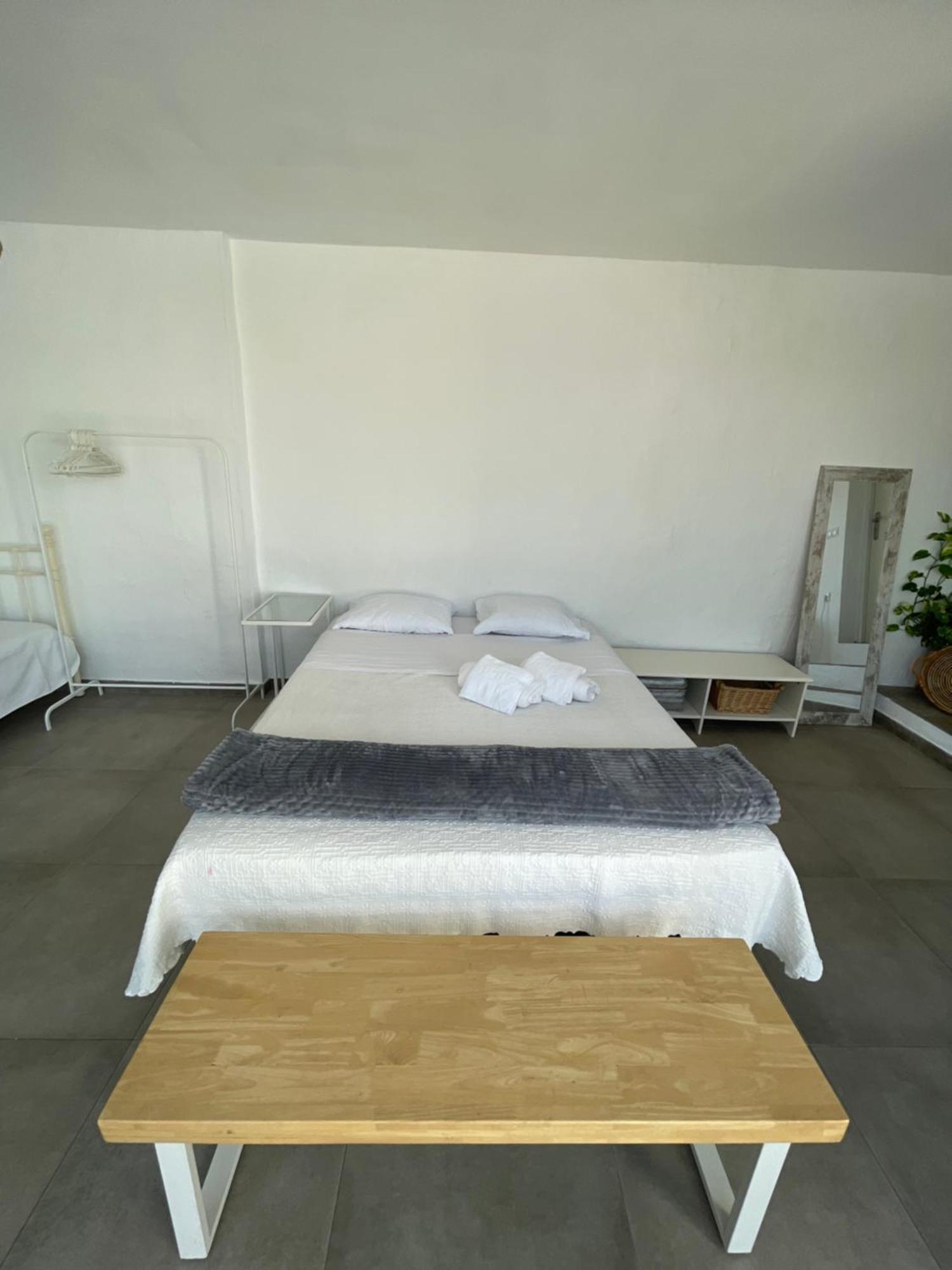 Mediterranean House - Habitaciones Privadas En Casa Compartida ไมเรียนา เดล อัลคาราเฟ ภายนอก รูปภาพ